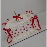 کیک تولد و شیرینی خشک