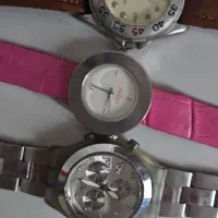 استفاده از قطعات ساعت های قدیمی