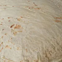 فروش نون نازک محلی نرم در خورموج