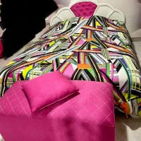 فروش تخت دو نفره با تشک و پاف جلو تختی