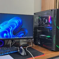 کیس کامپیوتر رندرینگ/رم32/i7 12700/8g