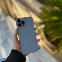 اپل iPhone 13 Pro Max با حافظهٔ ۵۱۲ گیگابایت