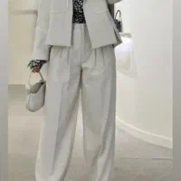 واگذاری دکور و اجناس مغازه مانتو فروشی|فروشگاه و مغازه|یزد, |دیوار