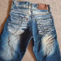 شلوار جین بچگانه|کفش و لباس بچه|آستانه اشرفیه, |دیوار