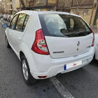 ساندرو اتوماتیک مدل ۱۳۹۶