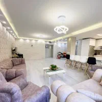 ۱۴۰ متر فول بازسازی شده غرق در نور / امنیت کامل