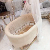 تخت و گهواره نوزاد چوبی بیضی آنجل لند|اسباب و اثاث بچه|ری, بازار آهن|دیوار