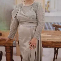 لباس مجلسی زنانه|لباس|شهریار, کهنز|دیوار
