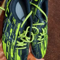 کفش فوتسال|کیف، کفش، کمربند|سلماس, |دیوار