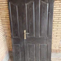 درب چوبی دولنگه همراه قلف یراق