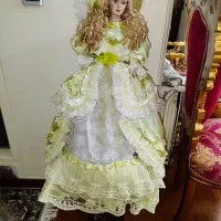 عروسک دکوری