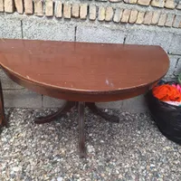 میزنیم گردومیزتلفن