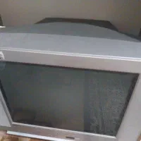 تلوزیون قدیمی سالم در حد نو