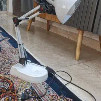 چراغ مطالعه یا چراغ میز ناخن کاری