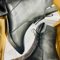 نیم بوت کاملا نو پا نشده