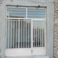 مغازه تجاری کنار پل زهک