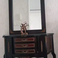 کنسول و آینه