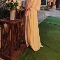 لباس مجلسی پوشیده