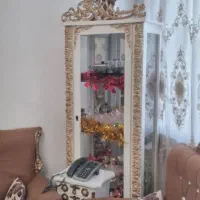 بوفه سفید طلایی تاج دار