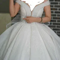 فروش لباس عروس کاملا تمیز و سالم