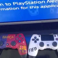 ps4|کنسول، بازی ویدئویی و آنلاین|قم, چهل درخت‎|دیوار