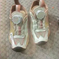 کفش بچگانه نو