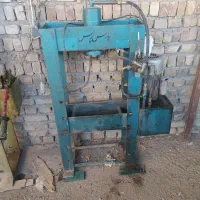 دستگا پرس هیدرولیک دستی و برقی جک بالابر
