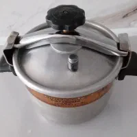 پلوپز|ظروف پختوپز|همدان, |دیوار