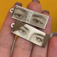 پلاک حکاکی چهره|جواهرات|رشت, دباغیان|دیوار