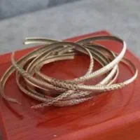 یه تکه طلا گم کردم