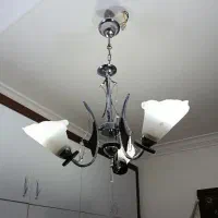 یک جفت لوستر سه شعله