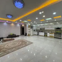 آپارتمان تک واحد/۱۵۵متر/برخیابون اصلی/سه خواب/خلوت