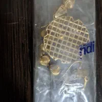 مقداری طلا شکسته