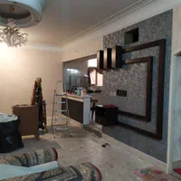 نصاب کاغذ دیواری