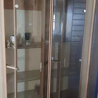 جا دکوری ایستاده