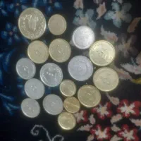 تعدادی سکه قدیمی