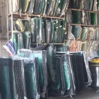 به دو نفر جوان برای کار در شیسه اتومبیل نیازمندیم