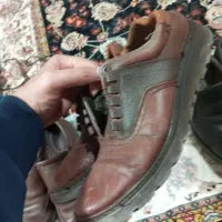 کفش سالم جنس چرم اصل سایز ۴۱|کیف، کفش، کمربند|قروه, |دیوار