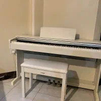 پیانو یاماها YDP 143 در حد اکبند