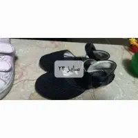 تعدادی کفش کودک|کیف، کفش، کمربند|کاشان, فاز ۱ ناجی آباد|دیوار