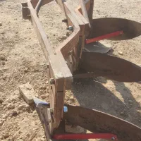 دو عدد گاوآهن تراکتور|ماشینآلات صنعتی|درودزن, |دیوار