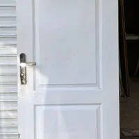 تعمیرات تخصصی درب چوبی و سرویس تضمینی