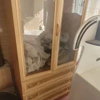 کمد ویترینی و کشو لباس