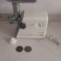 تعدادی وسایل آشپزخانه