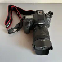 دوربین canon 80d تمیز با لنز 18-135