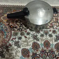 زود پز|ظروف پخت‌وپز|تبریز, |دیوار