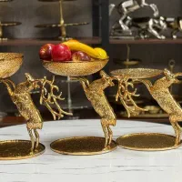 سرویس پذیرایی/سرویس گوزن