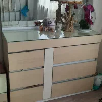 تخت ۲ نفره  شیک و سالم