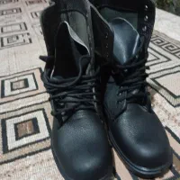 کفش و پوتین سربازی نو هست|کیف، کفش، کمربند|خلخال, |دیوار