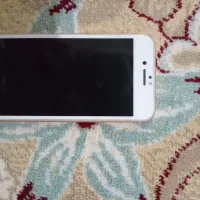 ایفون۸ بی خش